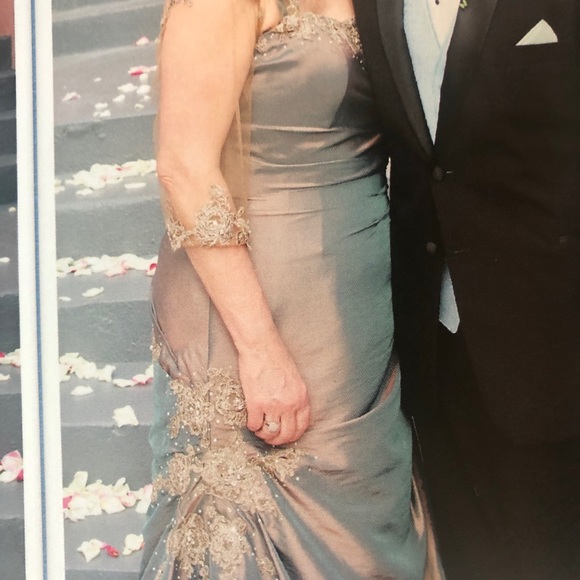 Mother of the bride dress - Picture 5 of 8